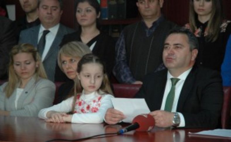 İzmir Barosu'ndan avukatın tutuklanmasına tepki